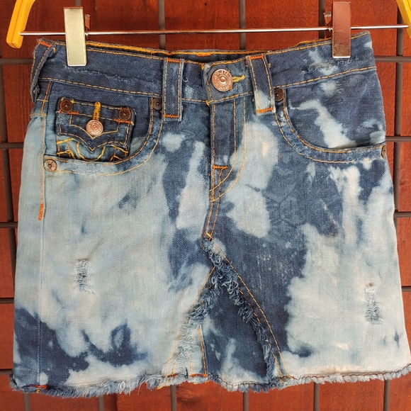 True Religion one of a kind Jean skirt - Picture 1 of 3